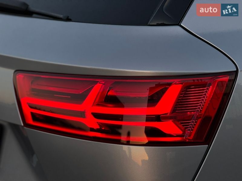 Позашляховик / Кросовер Audi Q7 2017 в Києві