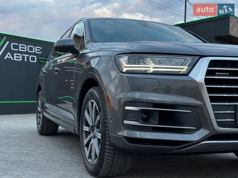 Позашляховик / Кросовер Audi Q7 2019 в Львові