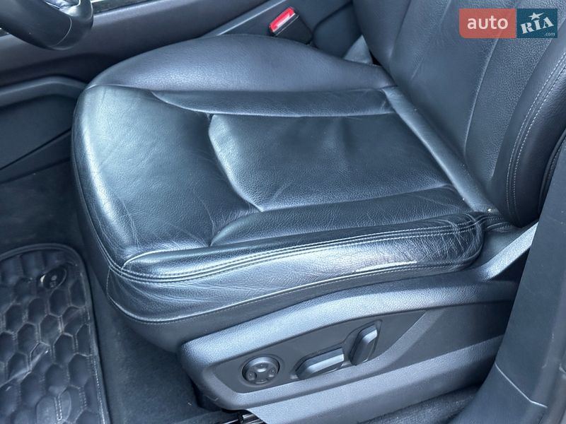 Позашляховик / Кросовер Audi Q7 2019 в Львові