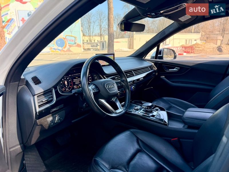 Внедорожник / Кроссовер Audi Q7 2018 в Харькове