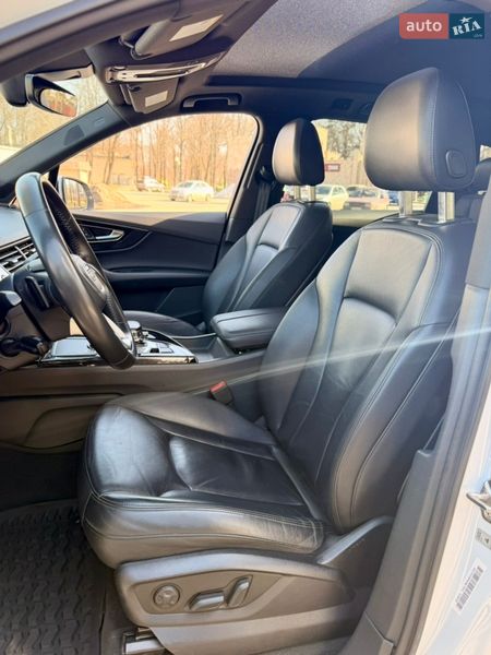 Внедорожник / Кроссовер Audi Q7 2018 в Харькове