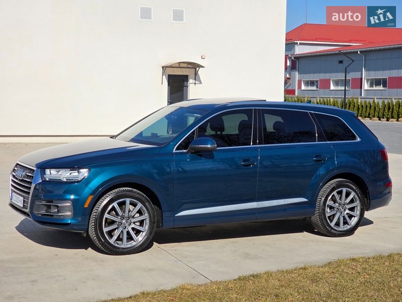 Позашляховик / Кросовер Audi Q7 2018 в Луцьку