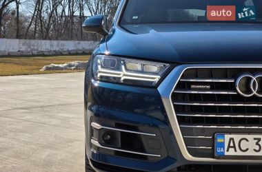 Позашляховик / Кросовер Audi Q7 2018 в Луцьку