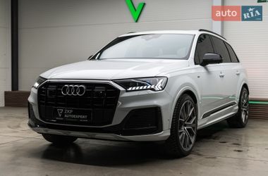 Позашляховик / Кросовер Audi Q7 2021 в Мукачевому