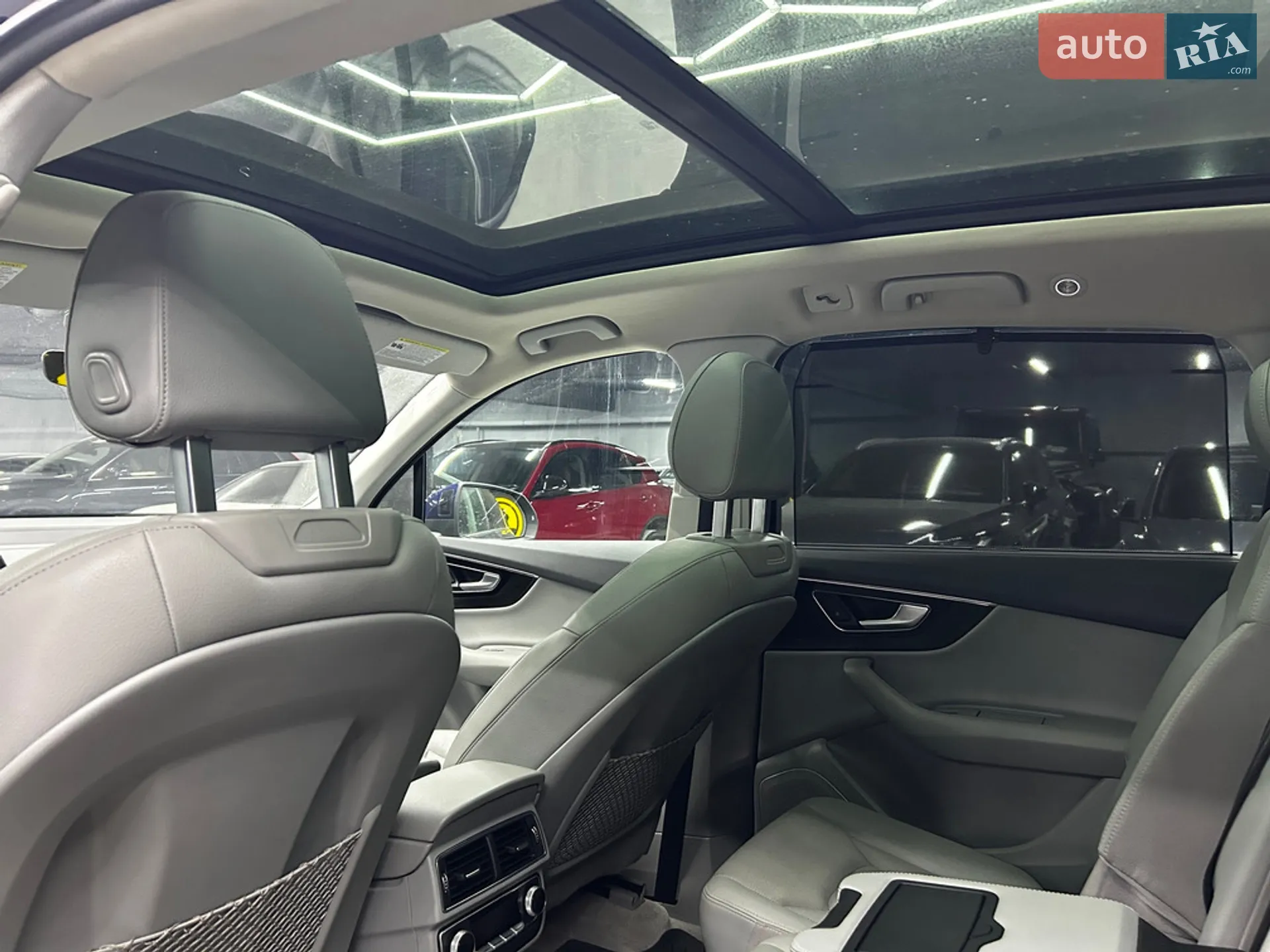 2019 Audi Q7 - мініатюра 26