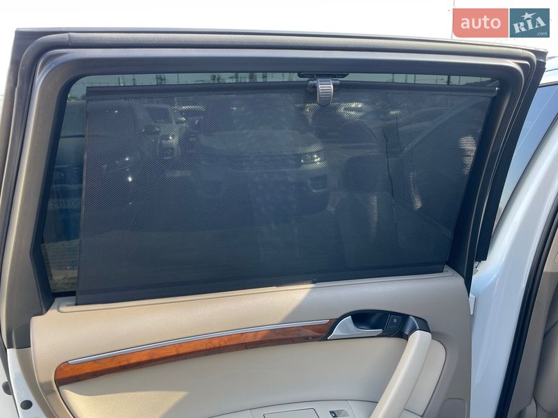 Позашляховик / Кросовер Audi Q7 2013 в Львові