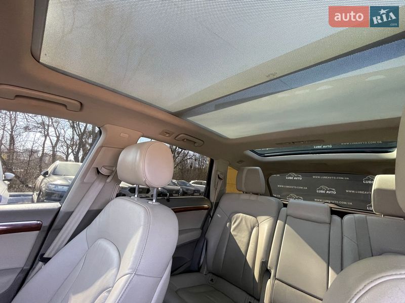 Позашляховик / Кросовер Audi Q7 2013 в Львові
