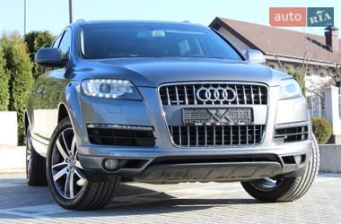 Внедорожник / Кроссовер Audi Q7 2015 в Ровно