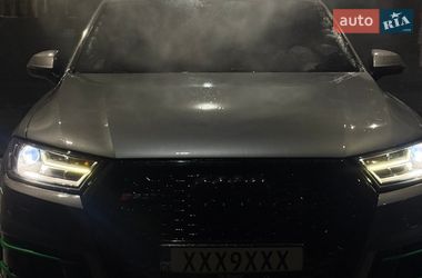 Внедорожник / Кроссовер Audi Q7 2017 в Житомире