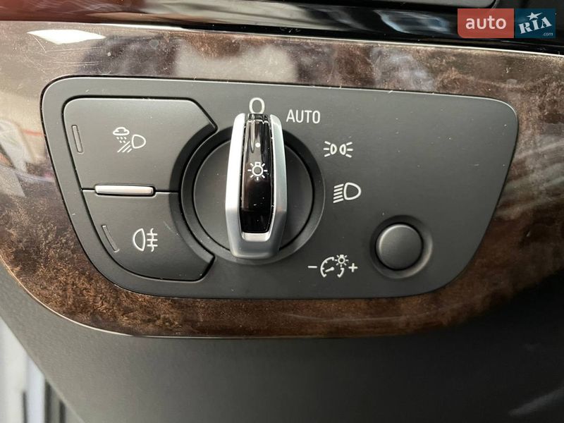 Позашляховик / Кросовер Audi Q7 2017 в Києві