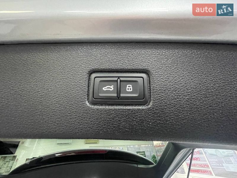 Позашляховик / Кросовер Audi Q7 2017 в Києві