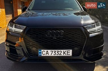 Внедорожник / Кроссовер Audi Q7 2017 в Черкассах