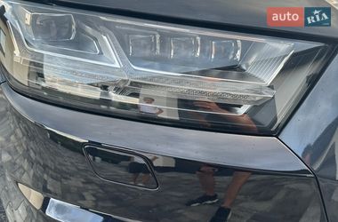 Внедорожник / Кроссовер Audi Q7 2016 в Луцке