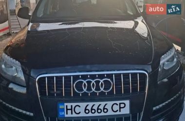 Позашляховик / Кросовер Audi Q7 2013 в Стрию