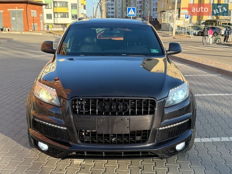 Внедорожник / Кроссовер Audi Q7 2014 в Киеве