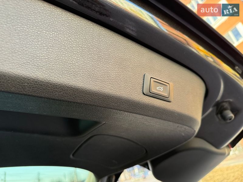 Внедорожник / Кроссовер Audi Q7 2014 в Киеве