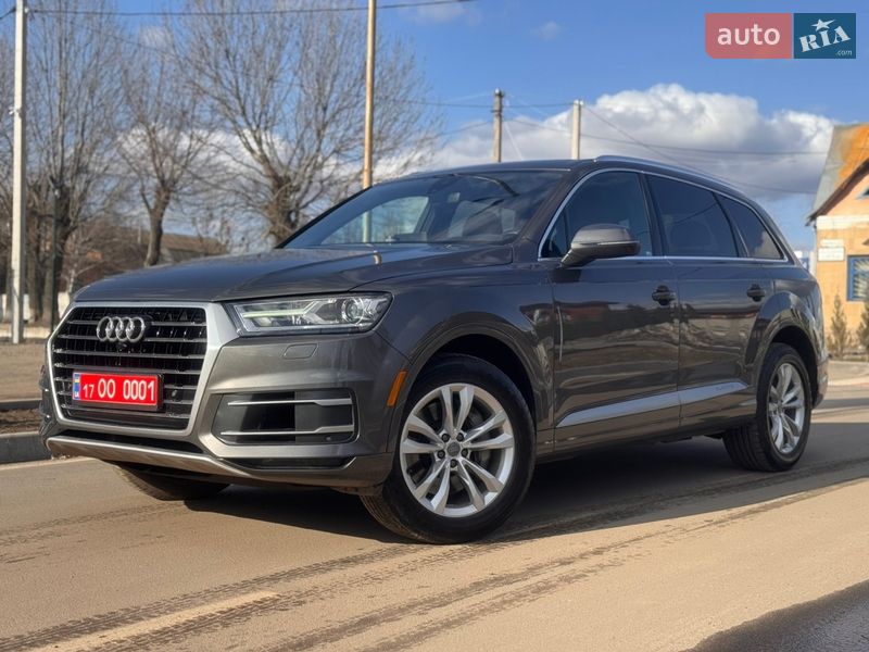 Внедорожник / Кроссовер Audi Q7 2019 в Лубнах