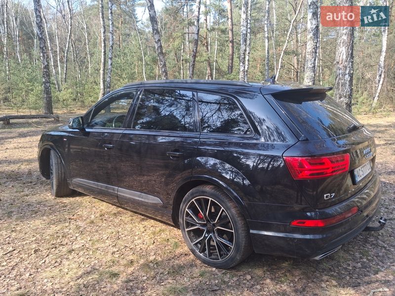 Внедорожник / Кроссовер Audi Q7 2018 в Ковеле