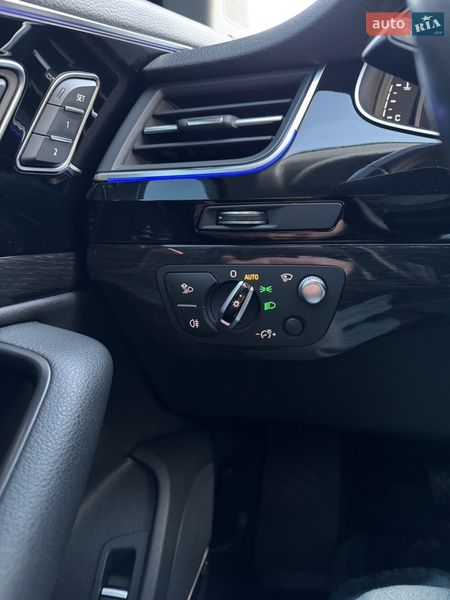 Позашляховик / Кросовер Audi Q7 2017 в Луцьку