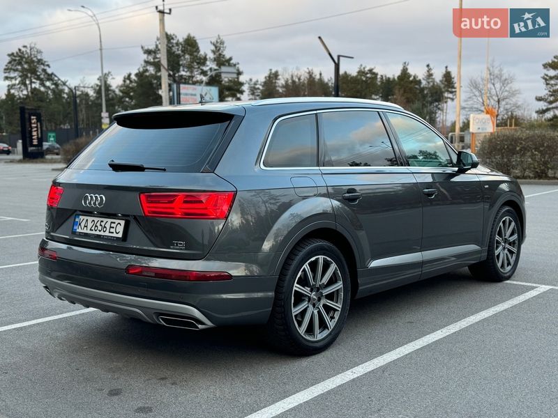 Внедорожник / Кроссовер Audi Q7 2018 в Киеве