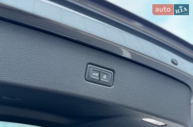 Внедорожник / Кроссовер Audi Q7 2018 в Киеве