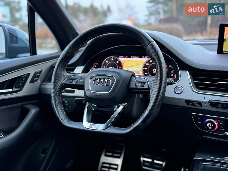 Внедорожник / Кроссовер Audi Q7 2018 в Киеве