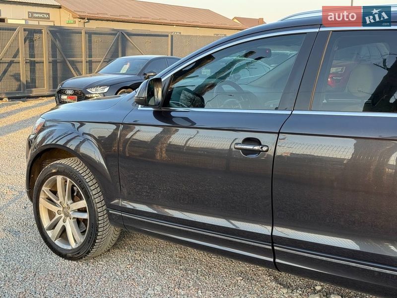 Позашляховик / Кросовер Audi Q7 2010 в Стрию