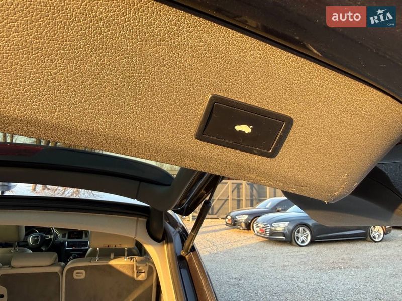 Позашляховик / Кросовер Audi Q7 2010 в Стрию
