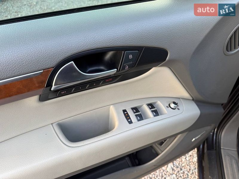 Позашляховик / Кросовер Audi Q7 2010 в Стрию