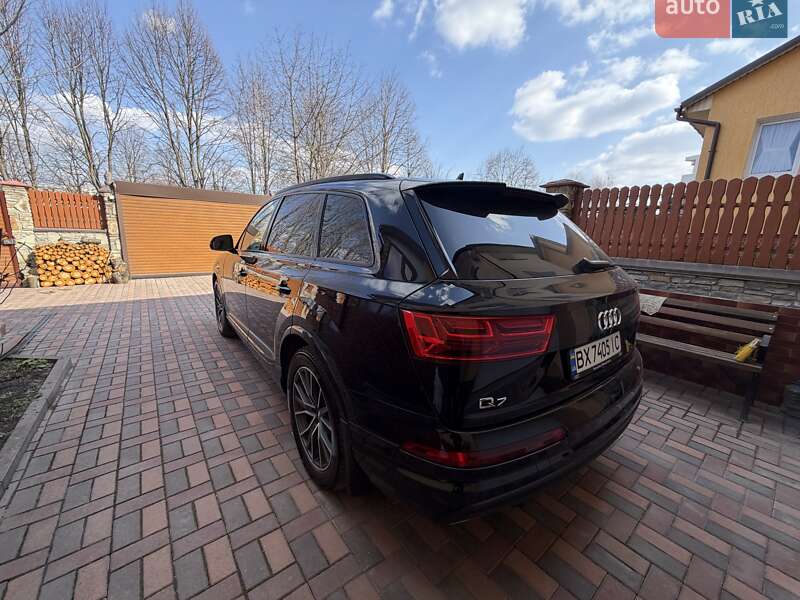 Внедорожник / Кроссовер Audi Q7 2018 в Хмельницком