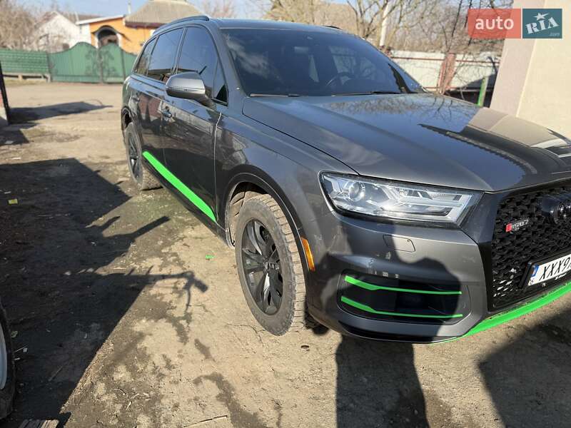 Внедорожник / Кроссовер Audi Q7 2017 в Житомире