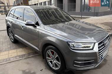 Позашляховик / Кросовер Audi Q7 2016 в Києві