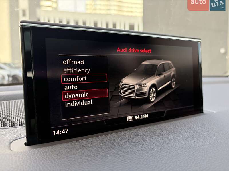 Внедорожник / Кроссовер Audi Q7 2016 в Киеве