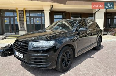 Внедорожник / Кроссовер Audi Q7 2016 в Киеве