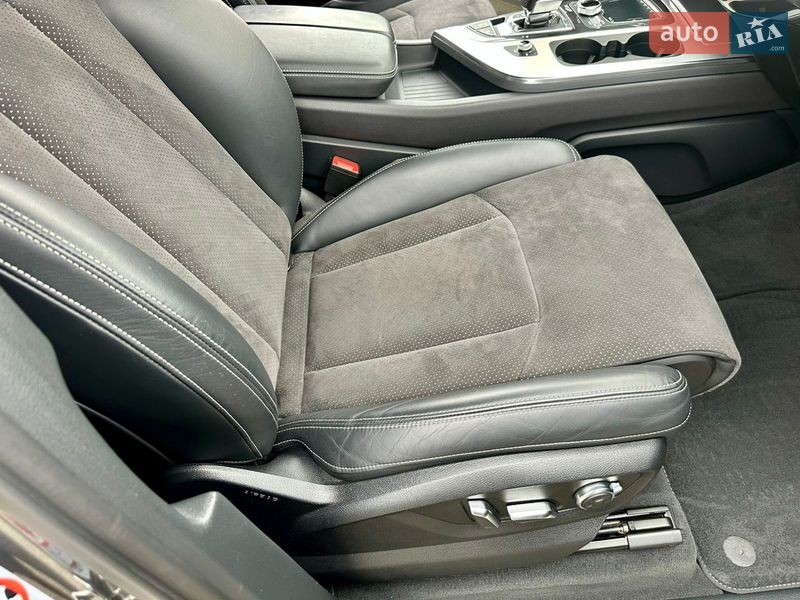 Внедорожник / Кроссовер Audi Q7 2018 в Тернополе