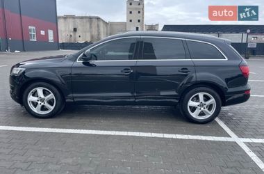 Внедорожник / Кроссовер Audi Q7 2006 в Дубно