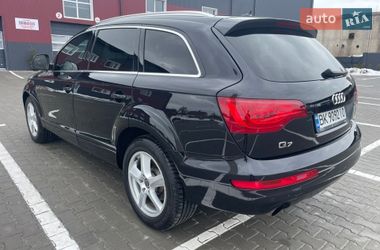 Внедорожник / Кроссовер Audi Q7 2006 в Дубно