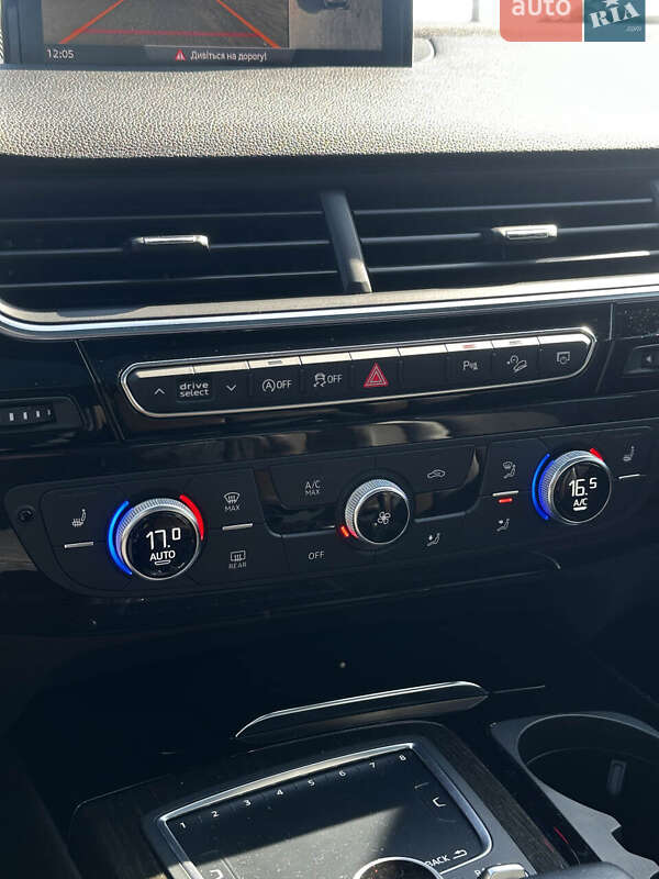 Позашляховик / Кросовер Audi Q7 2019 в Білогородці