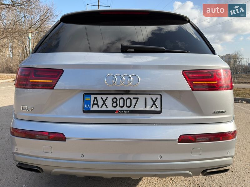 Внедорожник / Кроссовер Audi Q7 2019 в Полтаве