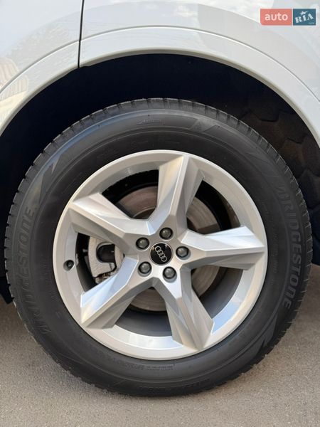 Внедорожник / Кроссовер Audi Q7 2018 в Киеве