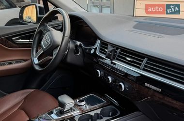 Внедорожник / Кроссовер Audi Q7 2018 в Киеве