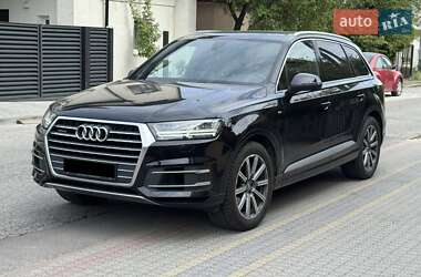 Внедорожник / Кроссовер Audi Q7 2019 в Львове