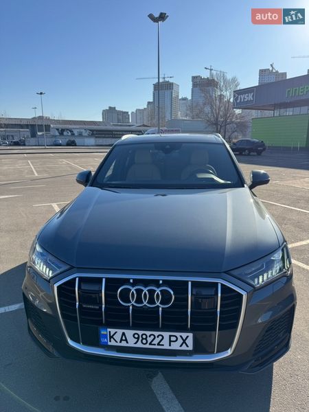 Внедорожник / Кроссовер Audi Q7 2021 в Киеве