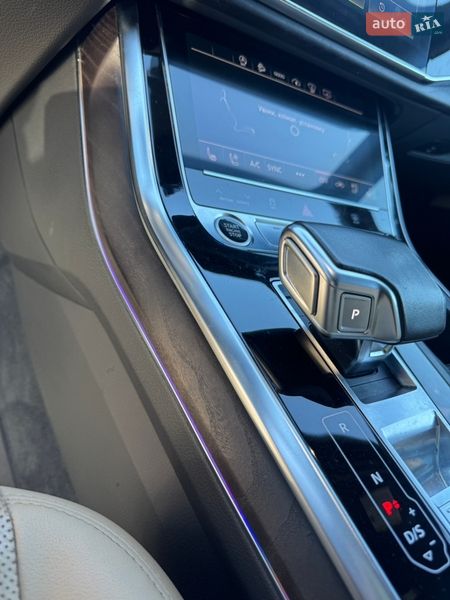 Внедорожник / Кроссовер Audi Q7 2021 в Киеве