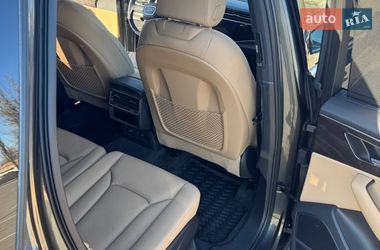 Внедорожник / Кроссовер Audi Q7 2021 в Киеве