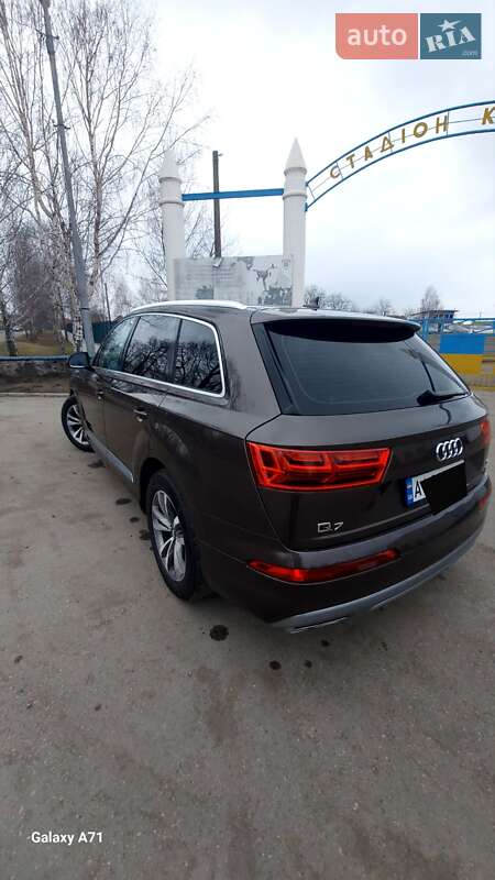 Позашляховик / Кросовер Audi Q7 2017 в Кропивницькому