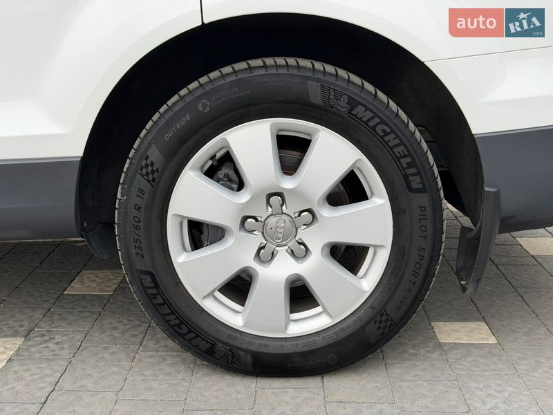 Внедорожник / Кроссовер Audi Q7 2011 в Ужгороде