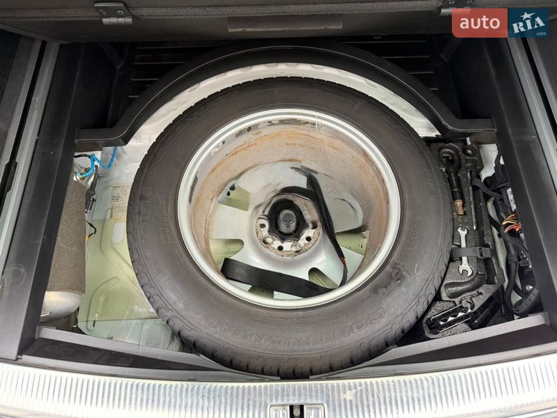 Внедорожник / Кроссовер Audi Q7 2011 в Ужгороде