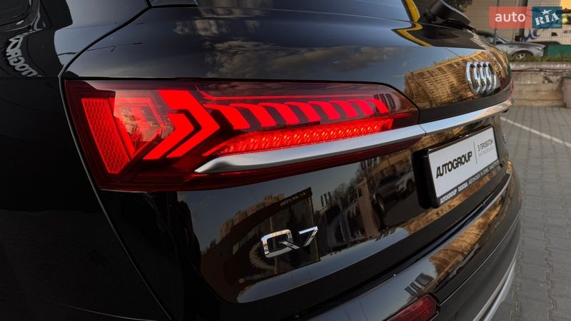 Внедорожник / Кроссовер Audi Q7 2021 в Днепре