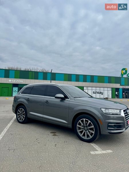 Позашляховик / Кросовер Audi Q7 2017 в Дрогобичі